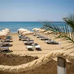 Le Castella & Beach 3*