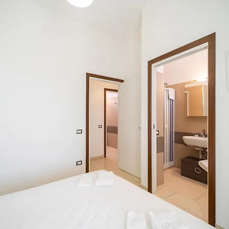 Le Castella & Beach Le Castella (Calabria)