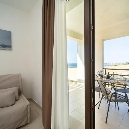 Le Castella & Beach Apart-hotel