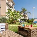 Aparthotel Le Castella & Beach