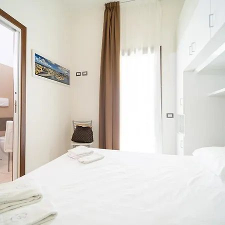 Апарт-отель Le Castella & Beach Ле-Кастелла