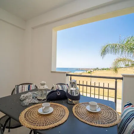 Le Castella & Beach 3*